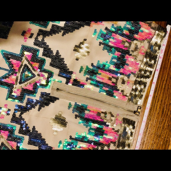 🔮 Aztec Sequin Skirt- Francesca's size Small 🔮 - Picture 5 of 11